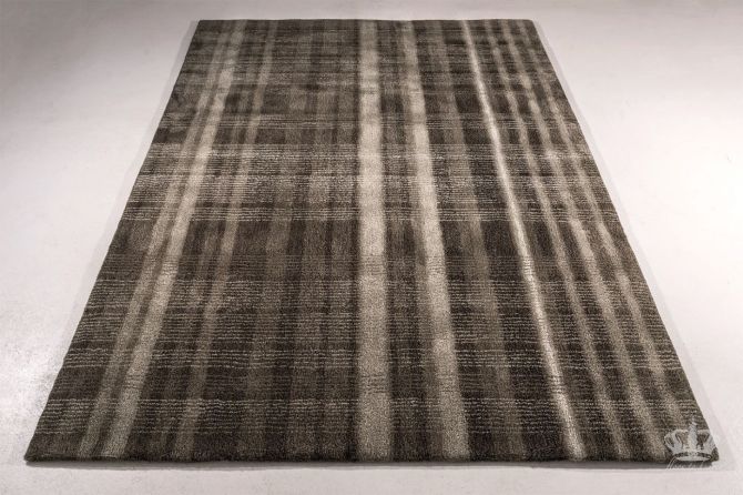 170 x 240 cm British Tartan I by Michaela Schleypen